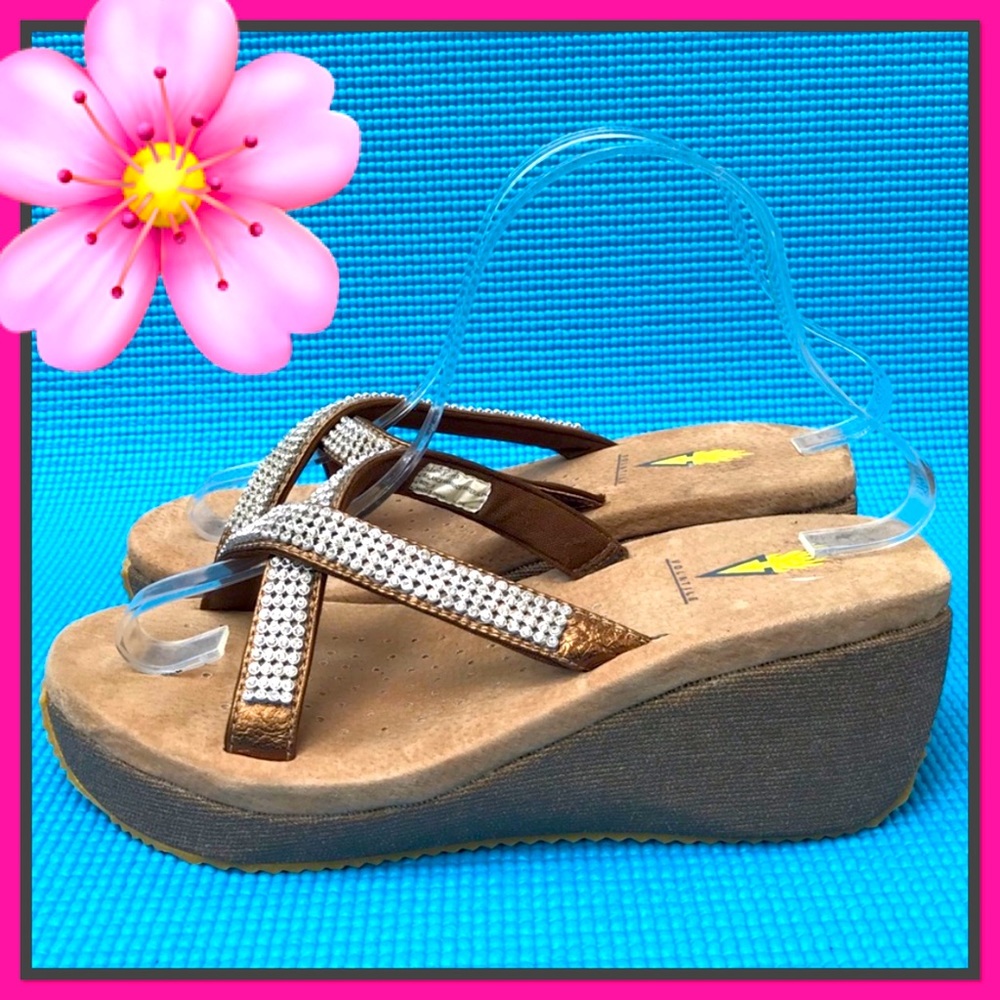 🔥EUC🔥Volatile Bronze & Rhinestone Strap Sandals